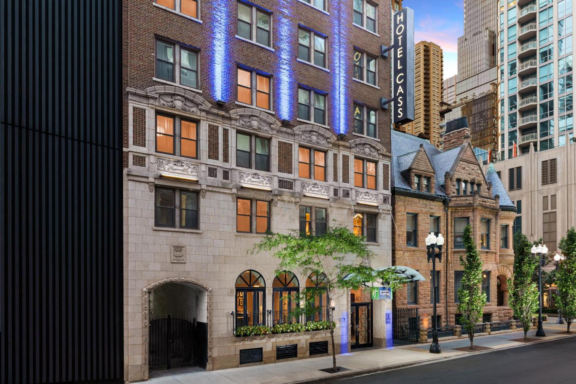 Holiday Inn Express Chicago - Magnificent Mile By Ihg Экстерьер фото