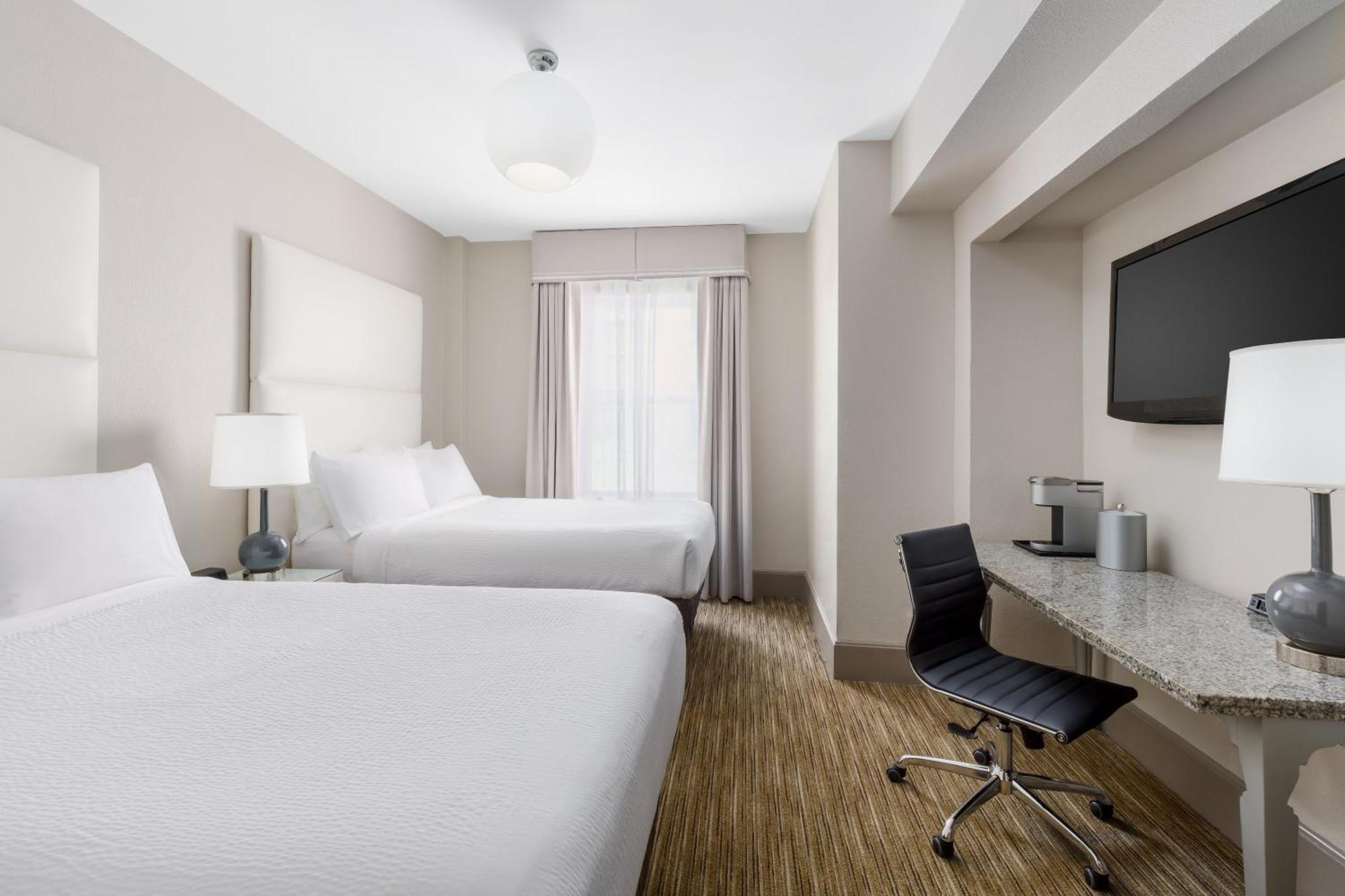 Holiday Inn Express Chicago - Magnificent Mile By Ihg Экстерьер фото