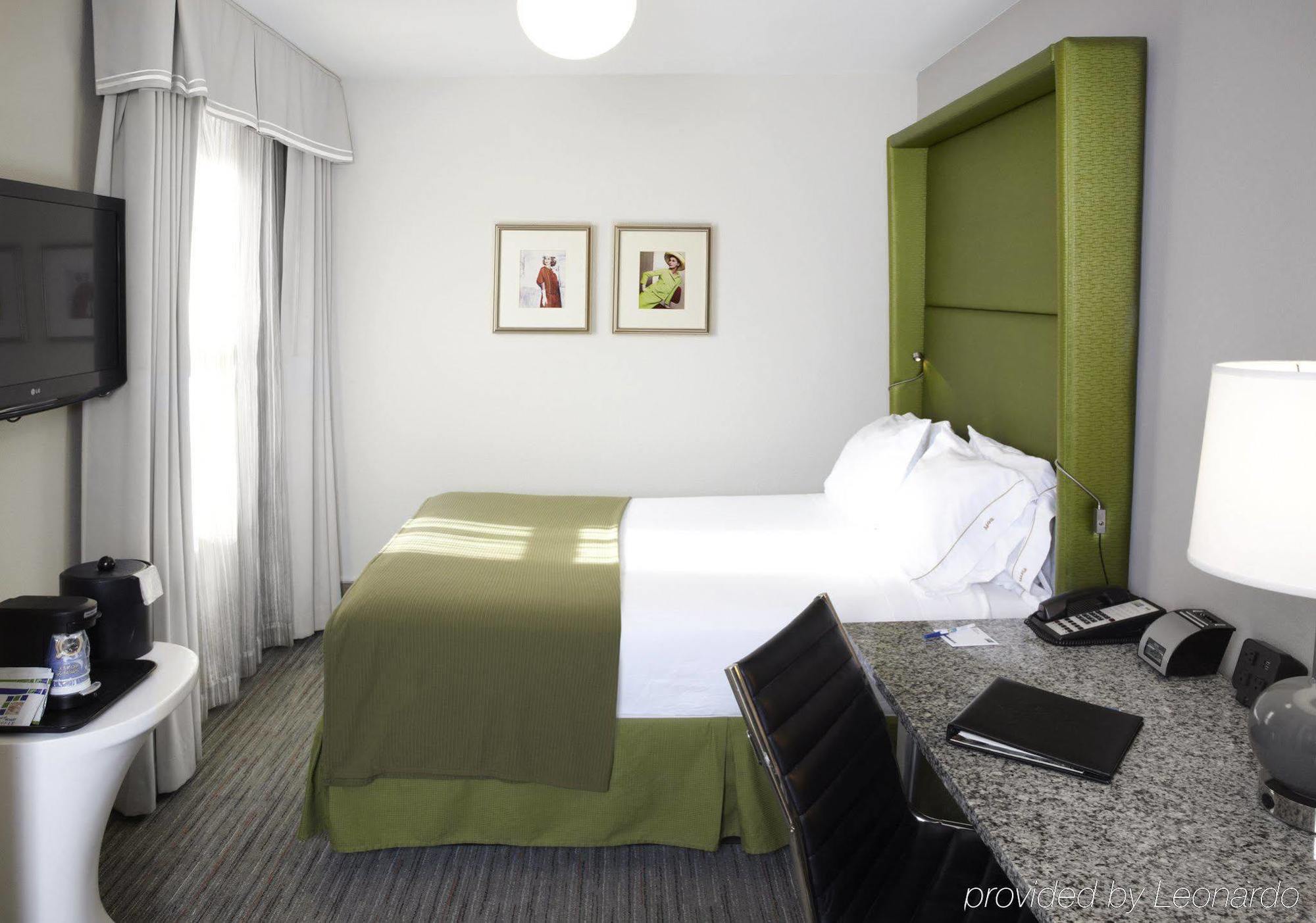 Holiday Inn Express Chicago - Magnificent Mile By Ihg Номер фото